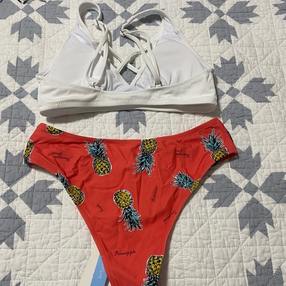 Pineapple Bikini set - Picture 2 of 2